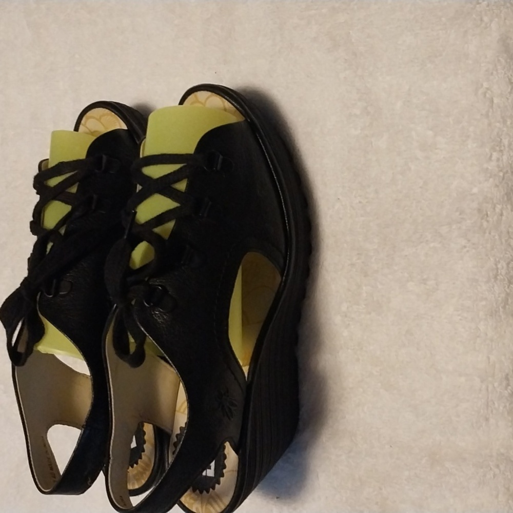 Shoes fly london